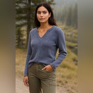 Patagonia Lavender Purple Wool Knit  V-Neck Soft Casual Cozy Sweater Size XS